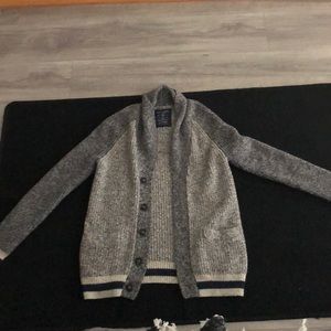 american eagle sweater